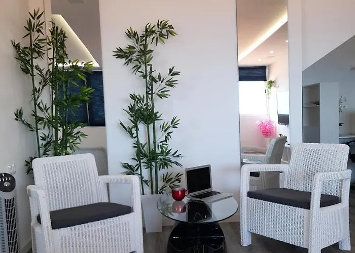 Beautiful Front Of See, Wifi Free 度假居